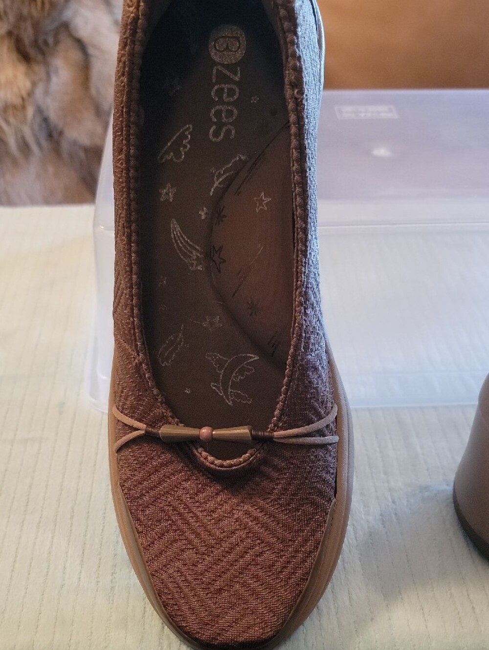 Bzees Women's Brown Slip-On Wedge Heels - Picture 4 of 4